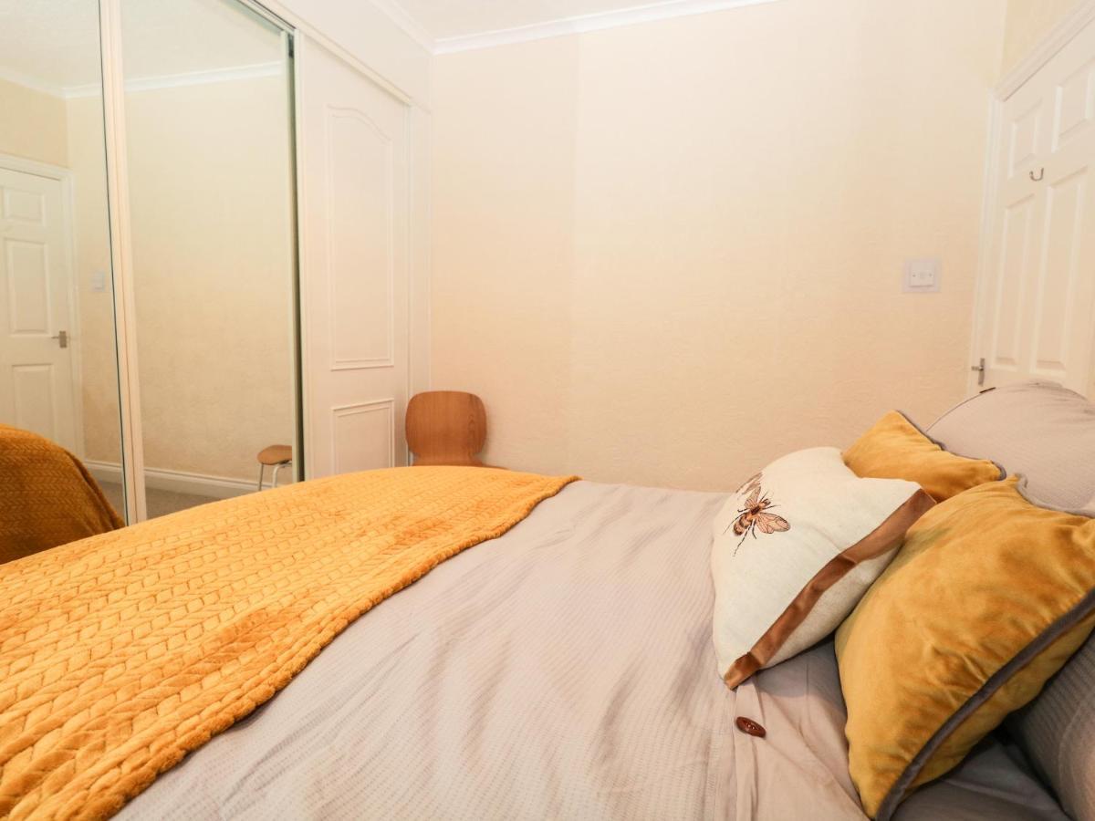 Villa Cosy Bee Morecambe Exterior foto